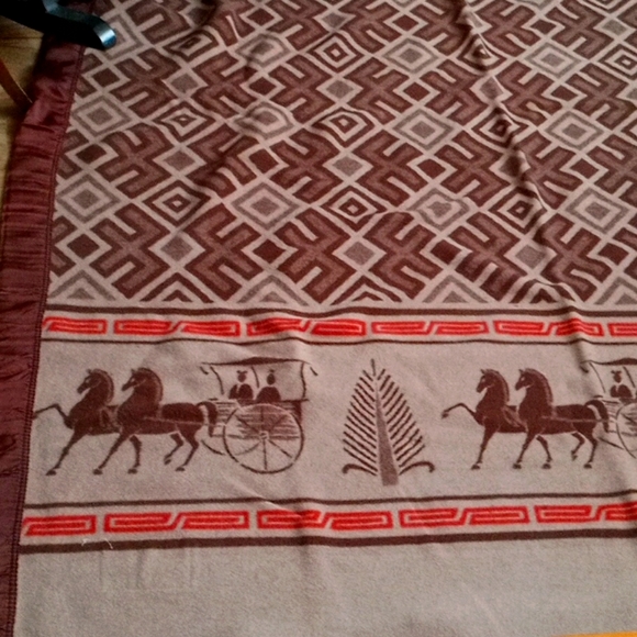 Vintage 70s PEACOCK Beige Heavy Woolen Blanket w Brown Satin Trim - Picture 2 of 7